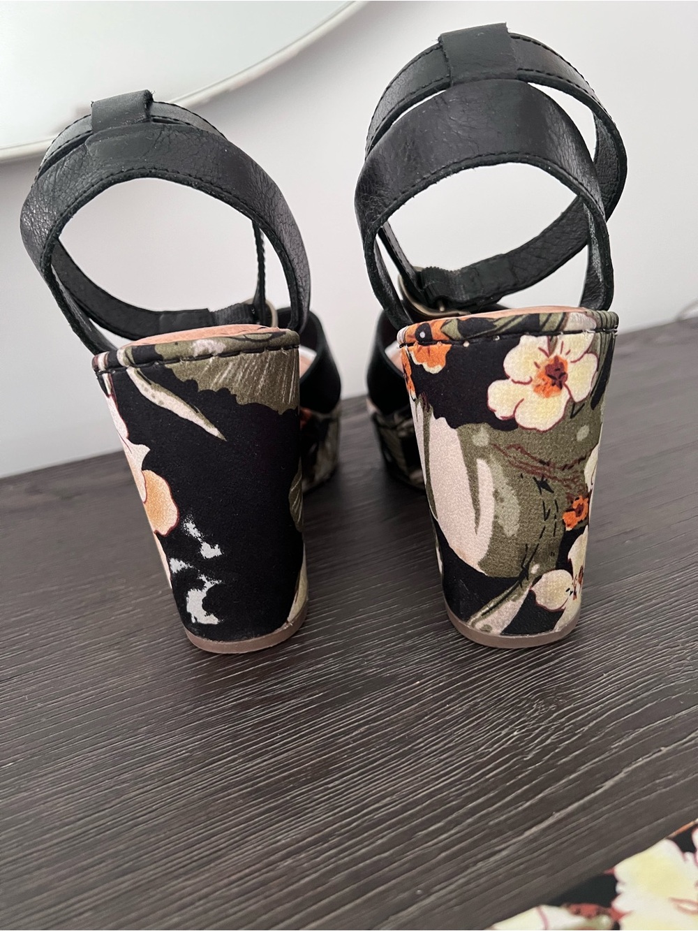 Born Salton Floral Wedge Sandals with changeable ankle straps - Picture 6 of 10